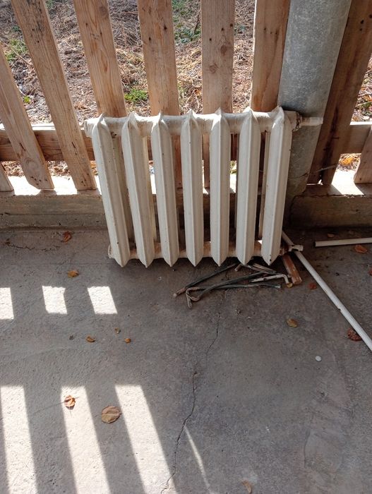 Чугын батерейка 25 секся бар 1300 ден сексясы