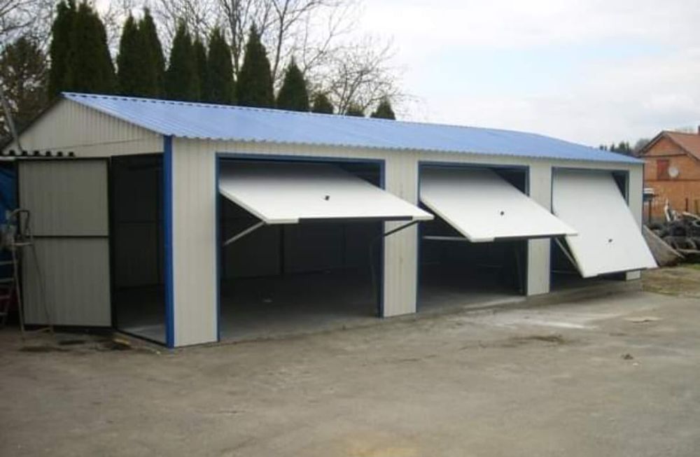 Vindem garaje auto din structura metalica