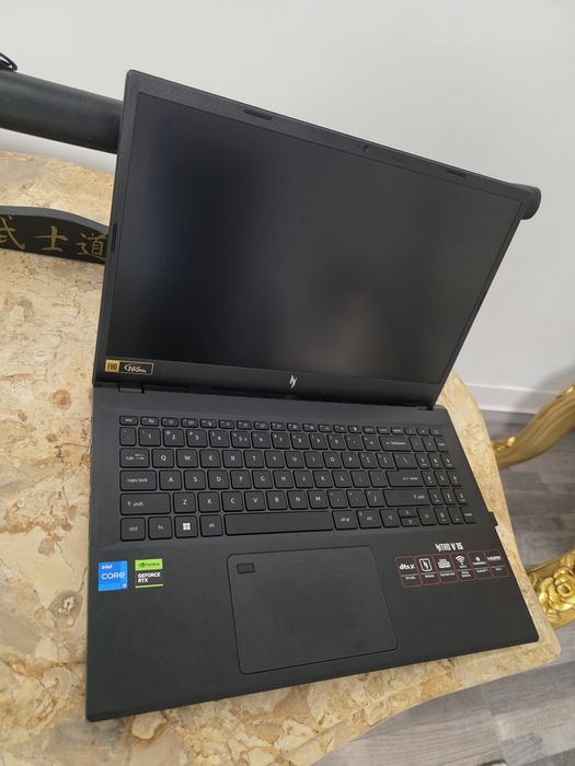Laptop Gaming Nitro V15 512GB Memorie