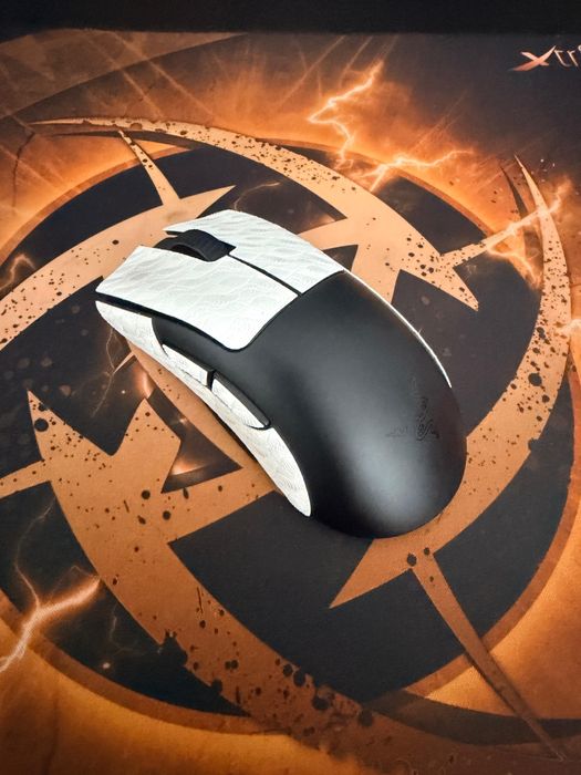 Mouse Gaming Razer DeathAdder V3 Pro | Dual-Mode | 30.000 DPI