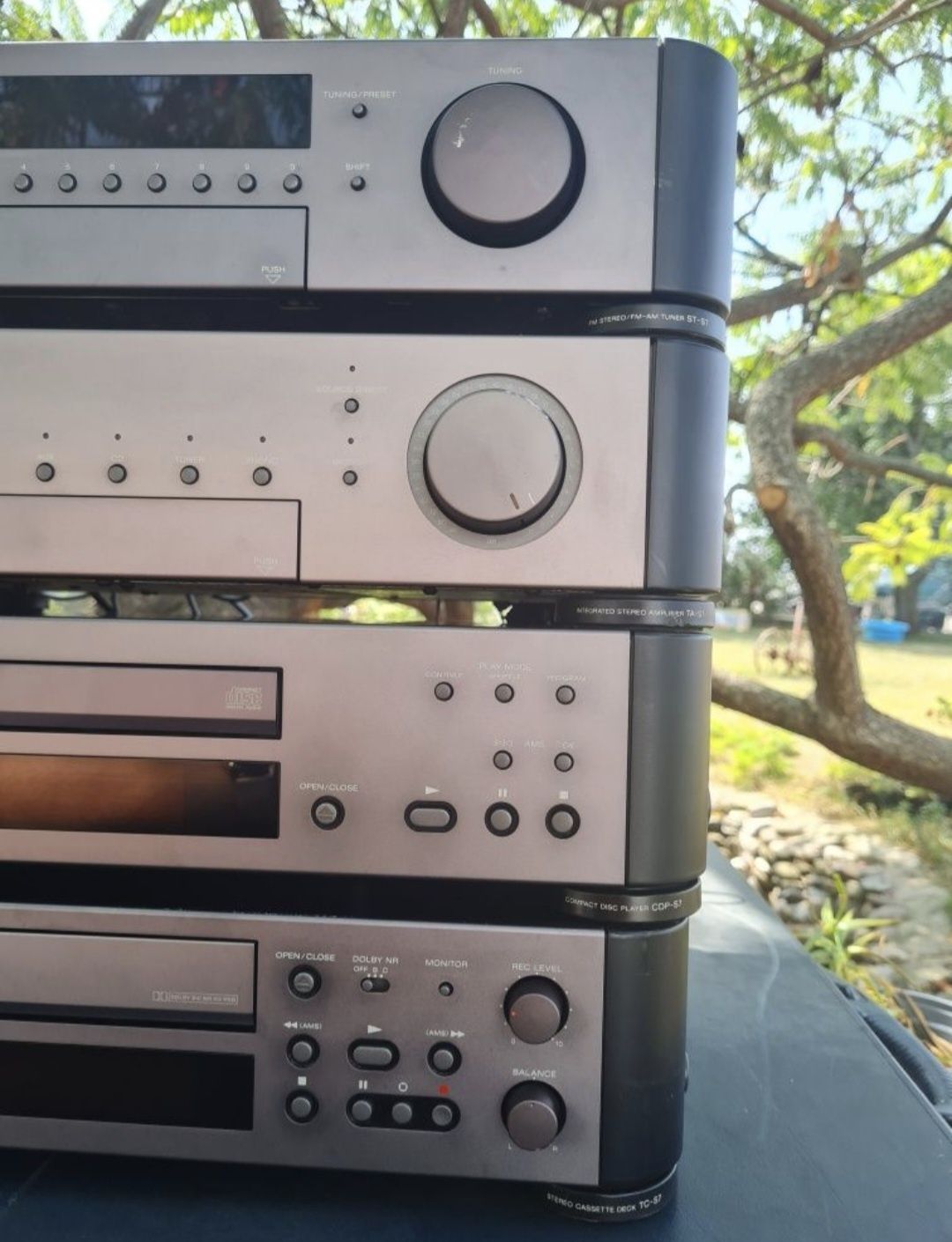 Linie audio Sony S7