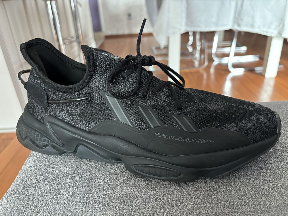 vand adidas ozweego