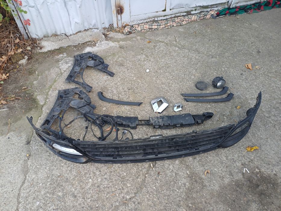 Vând piese și accesorii bară MEGANE 3 FACELIFT