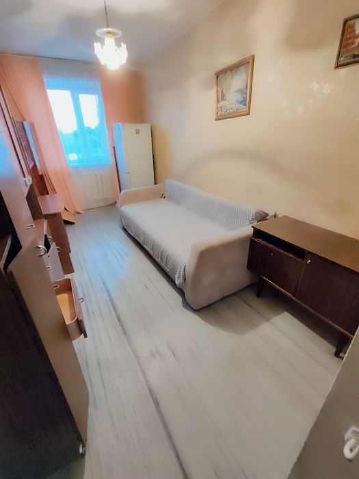 Продается 2-комн (6-67, 3 эт)