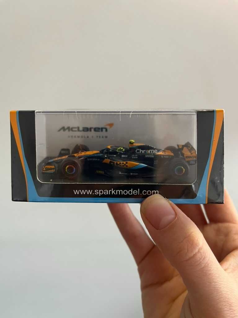 Колички на Mercedes AMG и McLaren