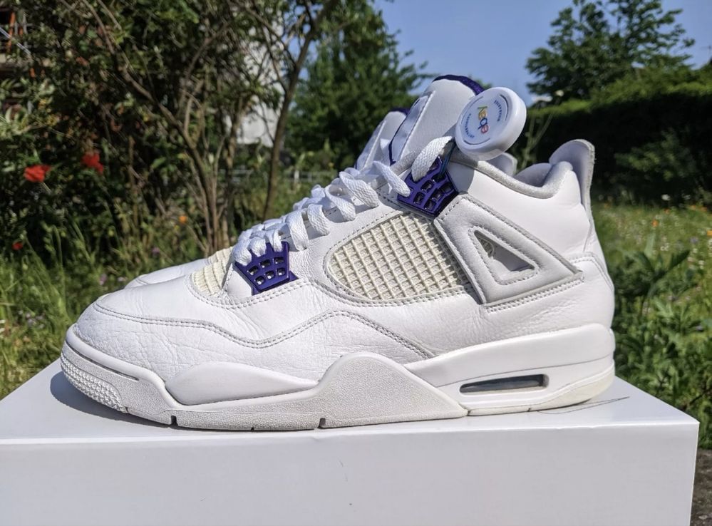Jordan 4 Metallic Purple size 44