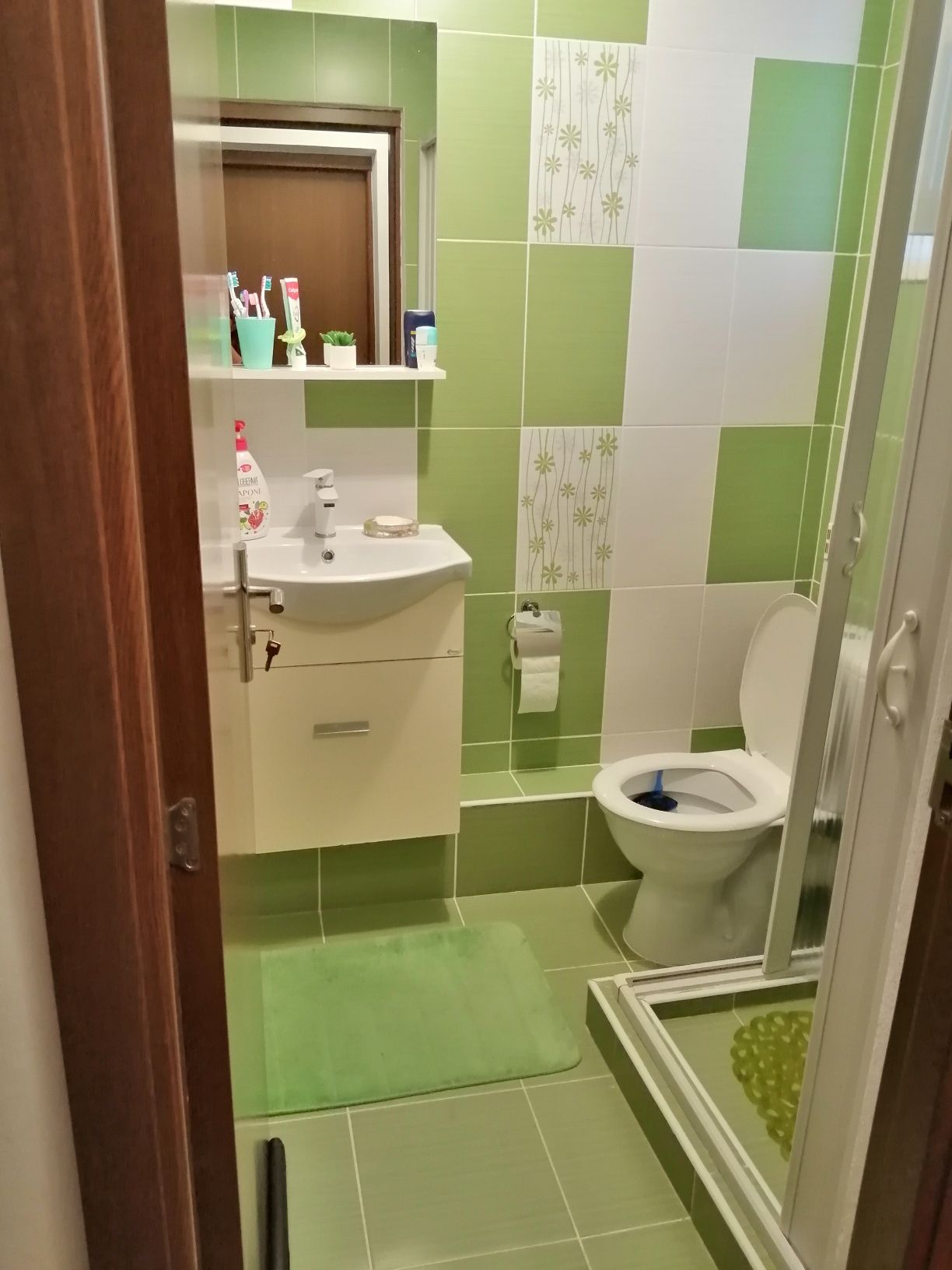 Vând Apartament cu 3 camere
