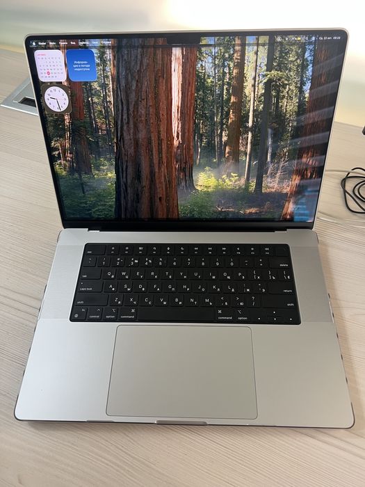 Macbook pro 16 m2 pro