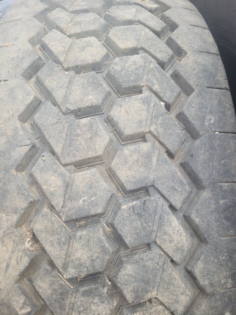 Anvelope 425/65/22.5,445/45/22.5