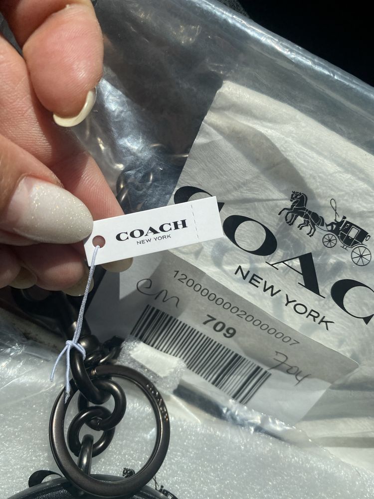 Оригинален ключодържател аксесоар за чанта Coach череп