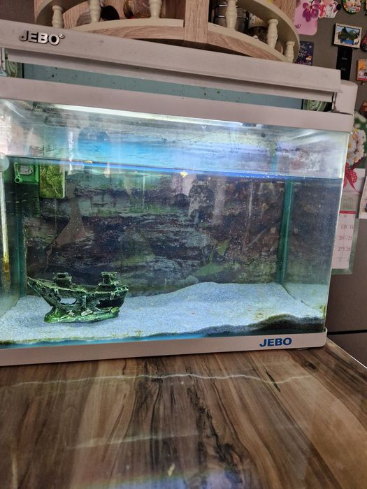 Продам аквариум 40 литров