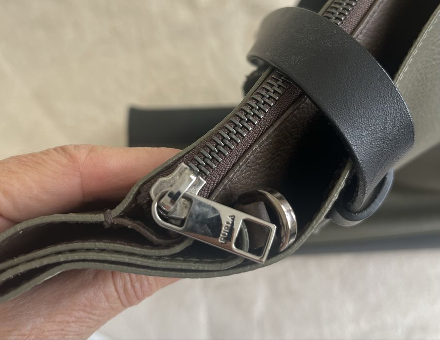 НОВА ЦЕНА! Оригинална чанта FURLA