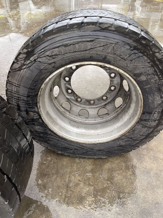 2 roti tractuine 315/60r22.5 goodyear