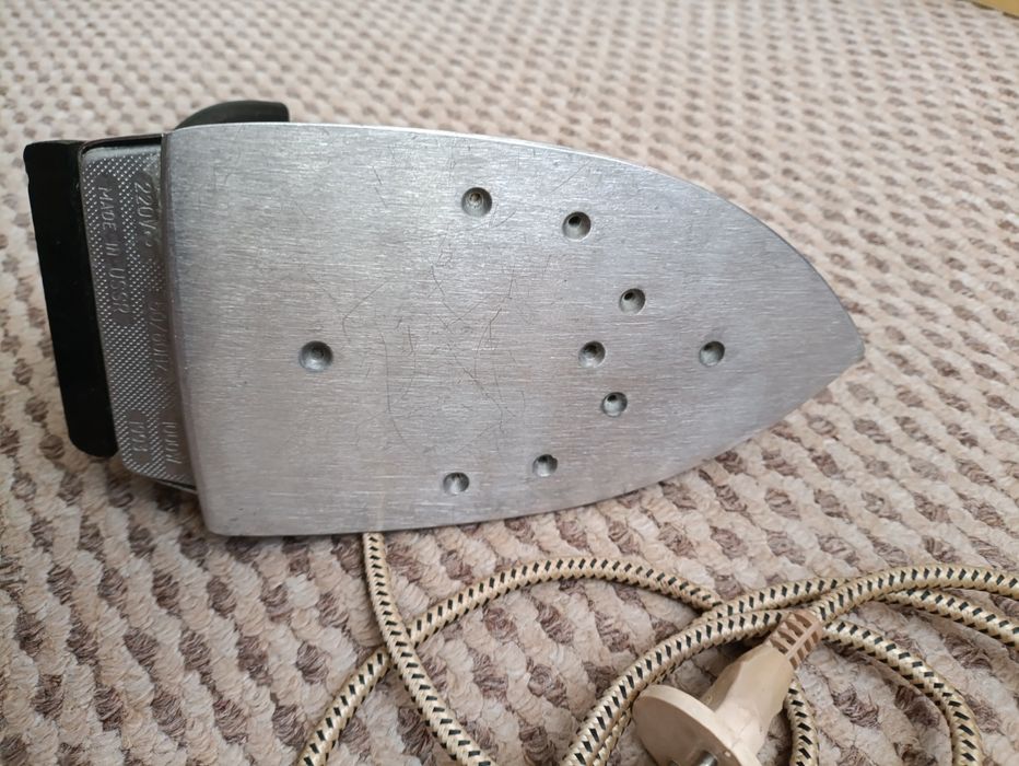 Утюг made in USSR практически новый