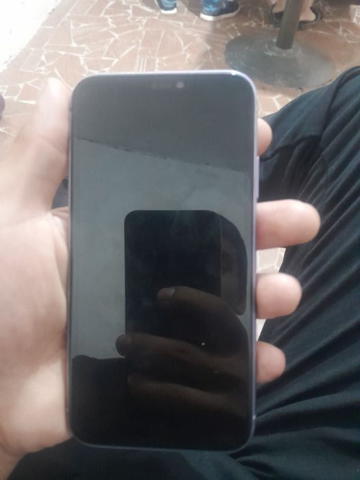 Iphon 11 64 talik