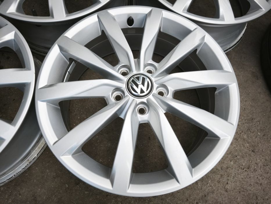 17" оригинални алуминиеви джанти за Vw Passat,Golf,Touran,Caddy.