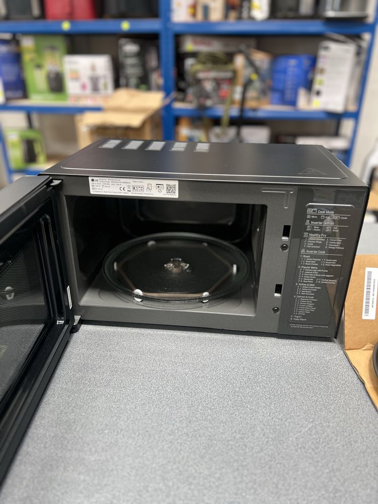 Микровълнова с грил LG MH6565CPB , 25L