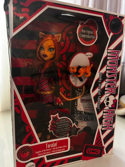 Коллекционная кукла Monster High Toralei. Новая в коробке(NIB). СРОЧНО