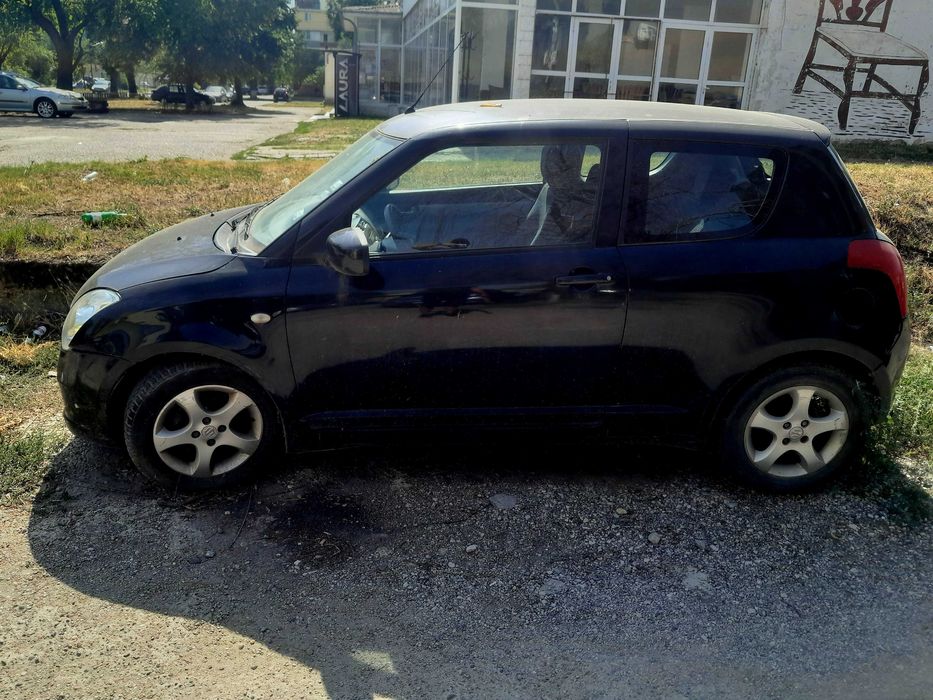 Suzuki Swift 1.3, Бензин/газ, Автоматик, с дефектен компютър .не пали