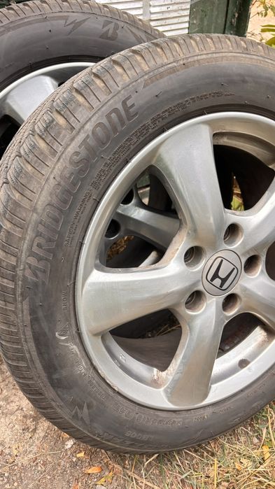 Bridgestone 205/55/16