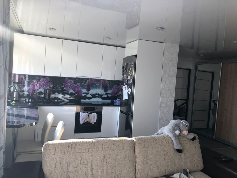 Продава се Тристаен апартамент в София, Надежда 2 - 94 кв.м за 1490 €/кв.м - Снимка #1