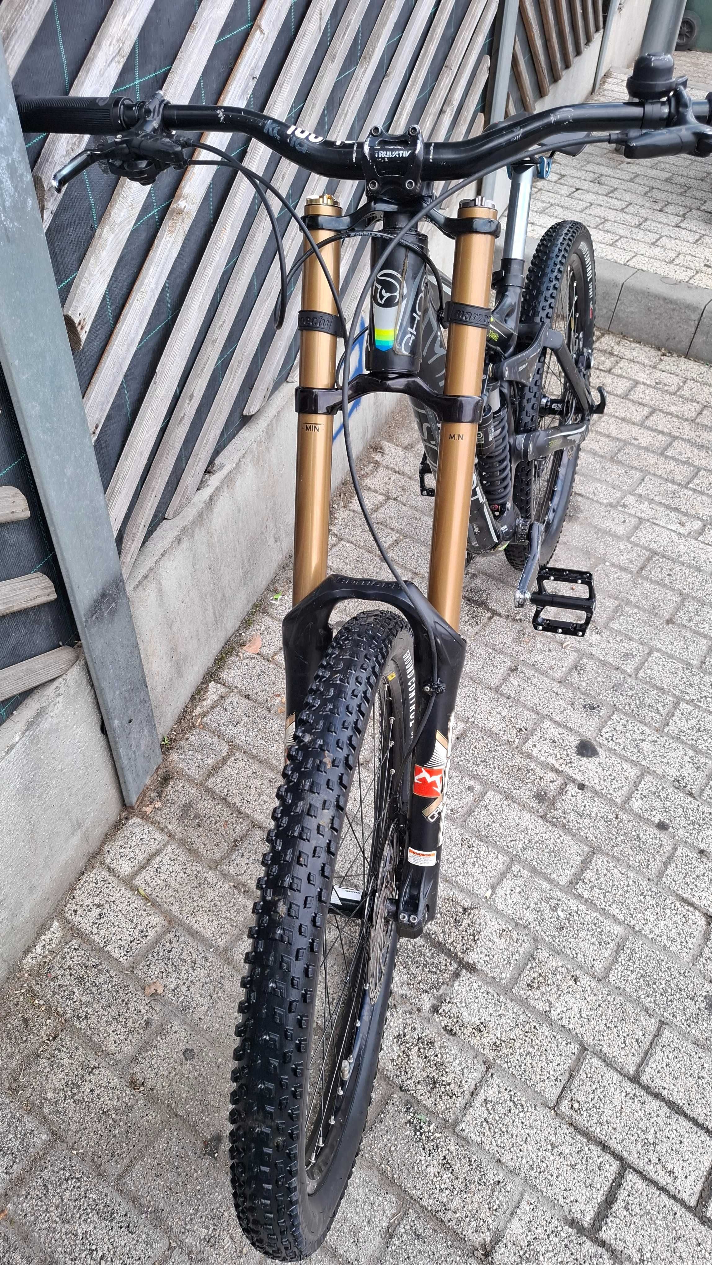 Bicicletă Ghost 7  DH