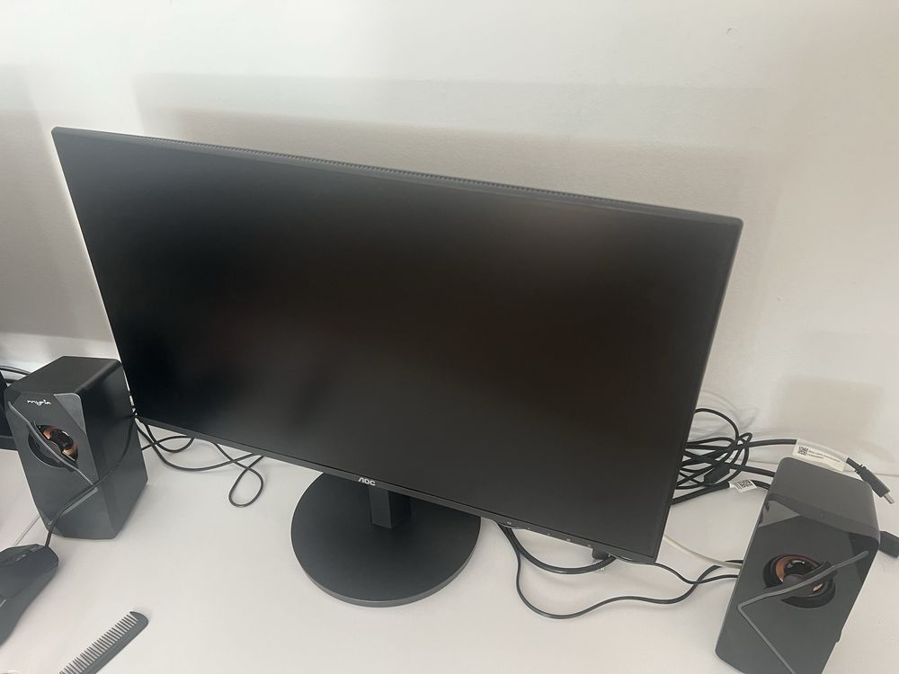 Vand monitor Aoc 24 inch 100hz