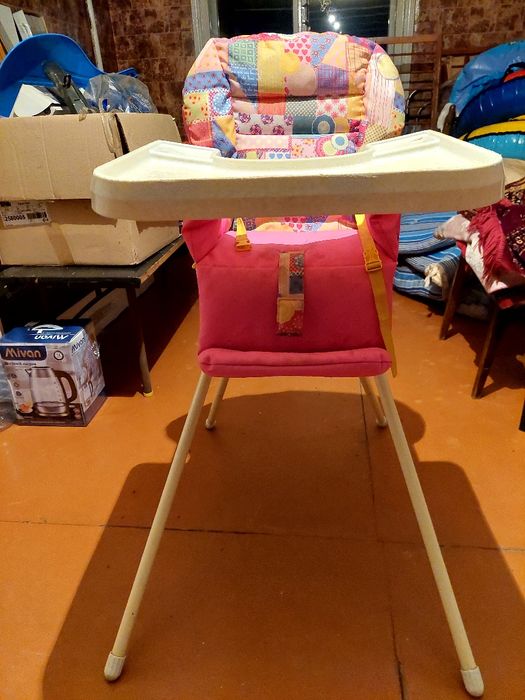Продам стул для кормления!!! Б/у. Цена 4000тг.