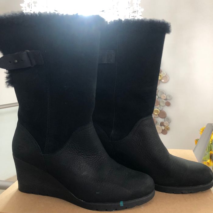 Ugg originale cizme femei piele întoarsă mărime 37 nepurtate