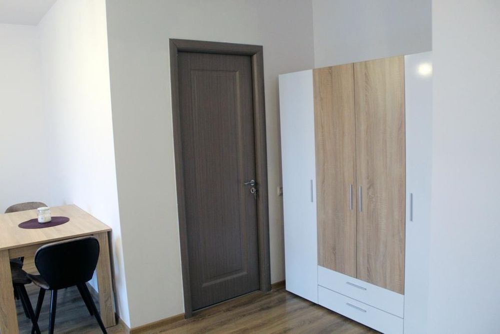 Garsoniera de închiriat