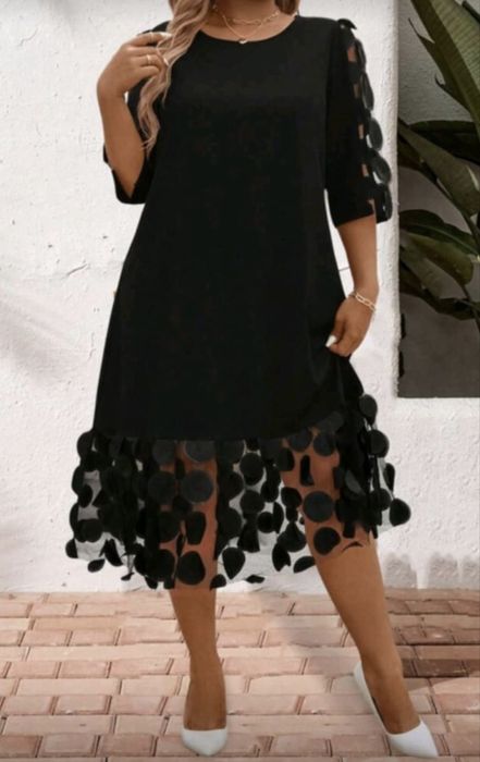 Елегантна дамска рокля