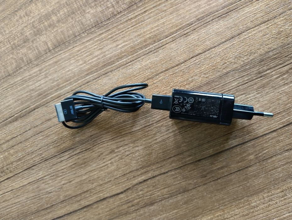 Vind încărcător pentru tabletă Asus