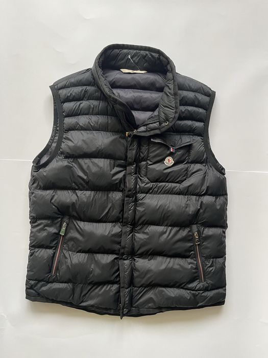 MONCLER : Мъжки елек  размер Л