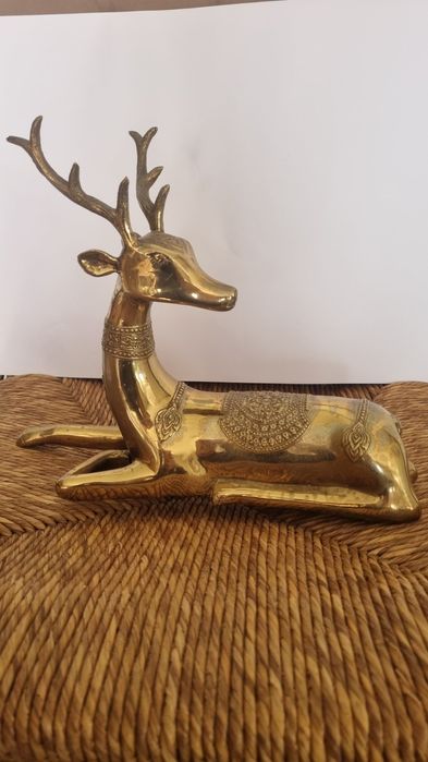 Голям месингов елен – ориенталски стил