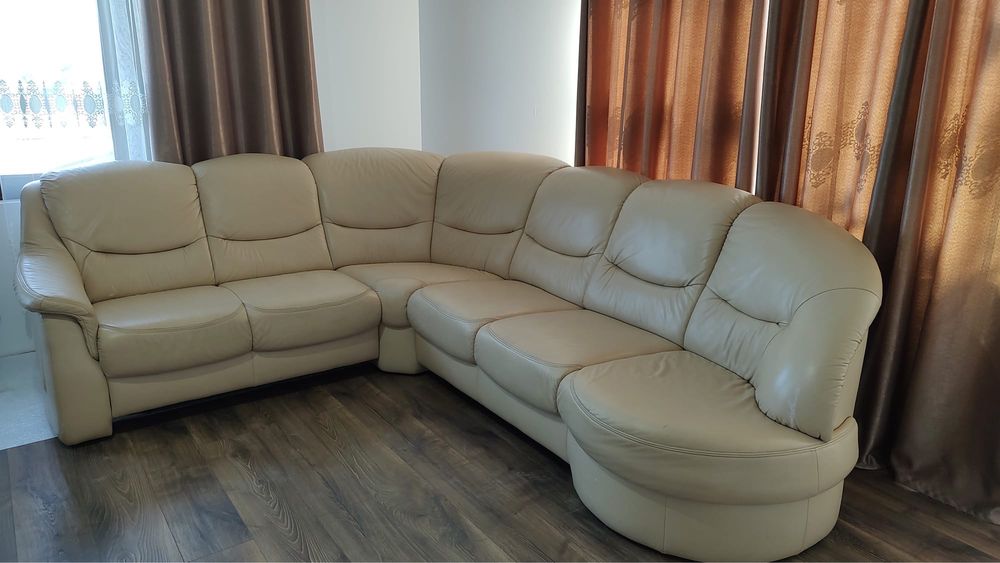 Vând coltar din piele naturala