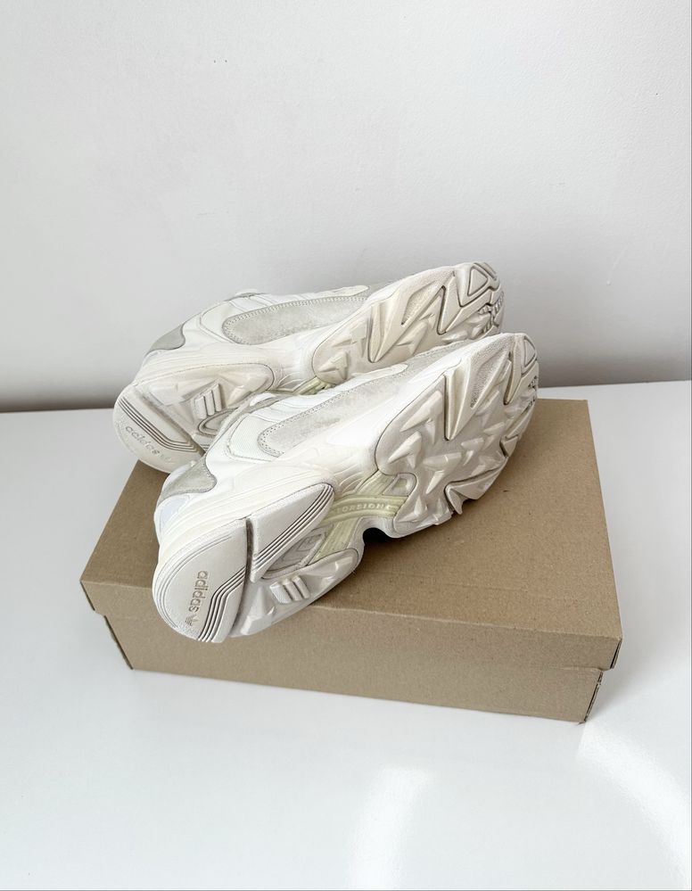 Adidas Yung-1 (42) Маратонки