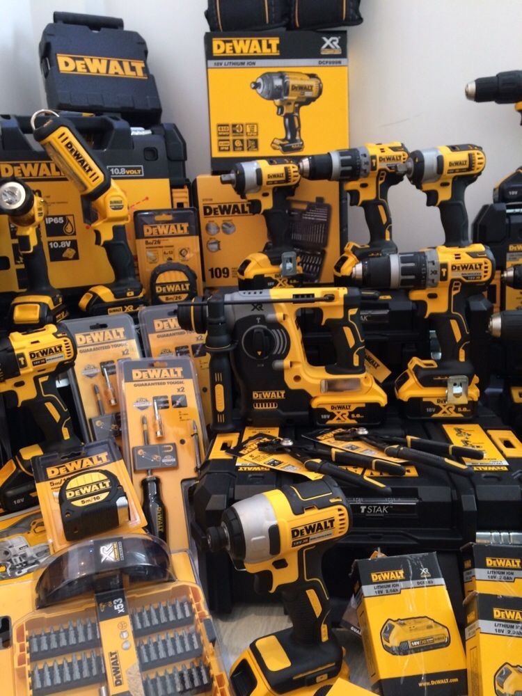 Акумулаторна батерия DeWALT DCB184 18V 5Ah XR Li-Ion - 3броя