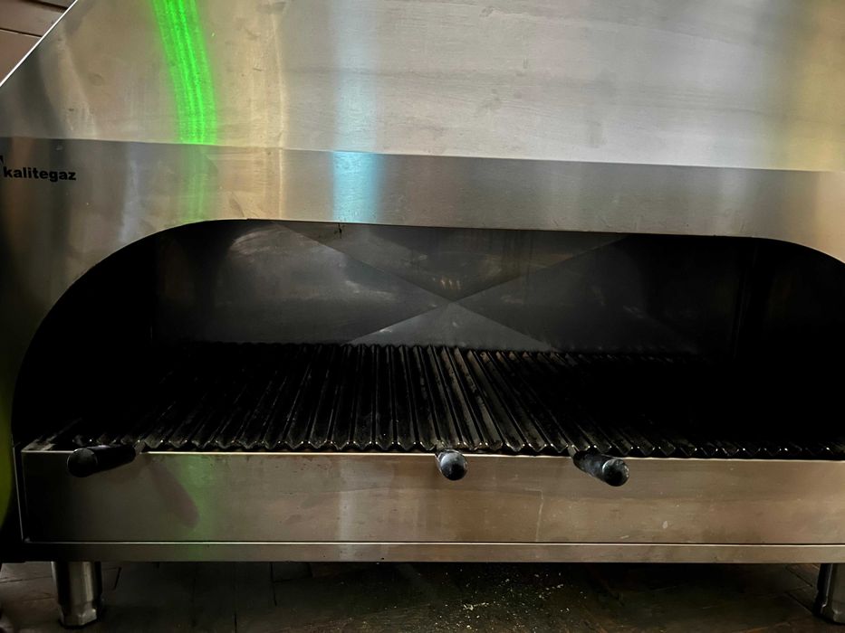 Gratar Inox Pe Carbuni+Hota Cu Motor Ruck