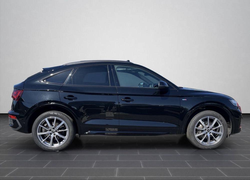 Dezmembrez Audi Q5 80A FY Sportback / Coupe, S Line