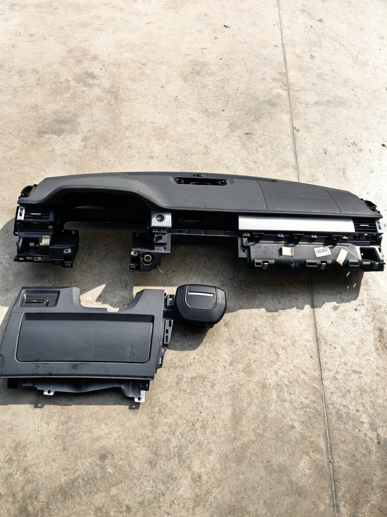 Арматурно табло с еърбеци Range Rover Evoque 2014/Рейндж Роувър Евок