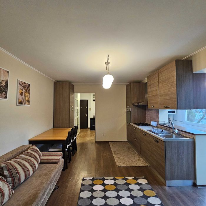 Închiriez ap 3 camere Circumvalațiunii