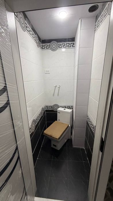 Ekskvatornida 3 xonali uy sotiladi