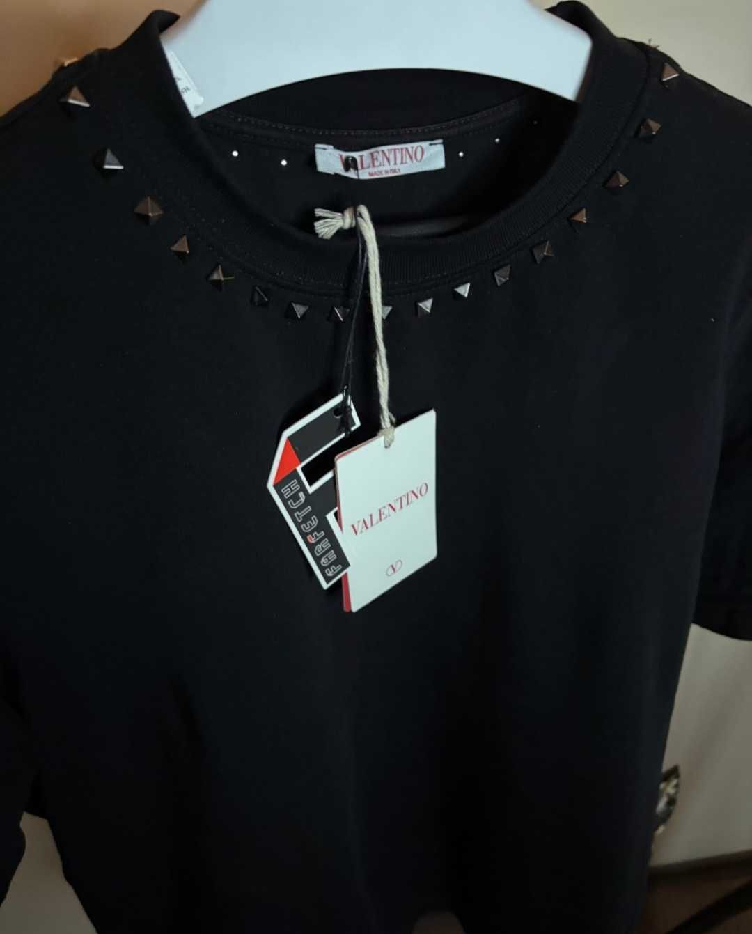 Мъжки тениски Valentino