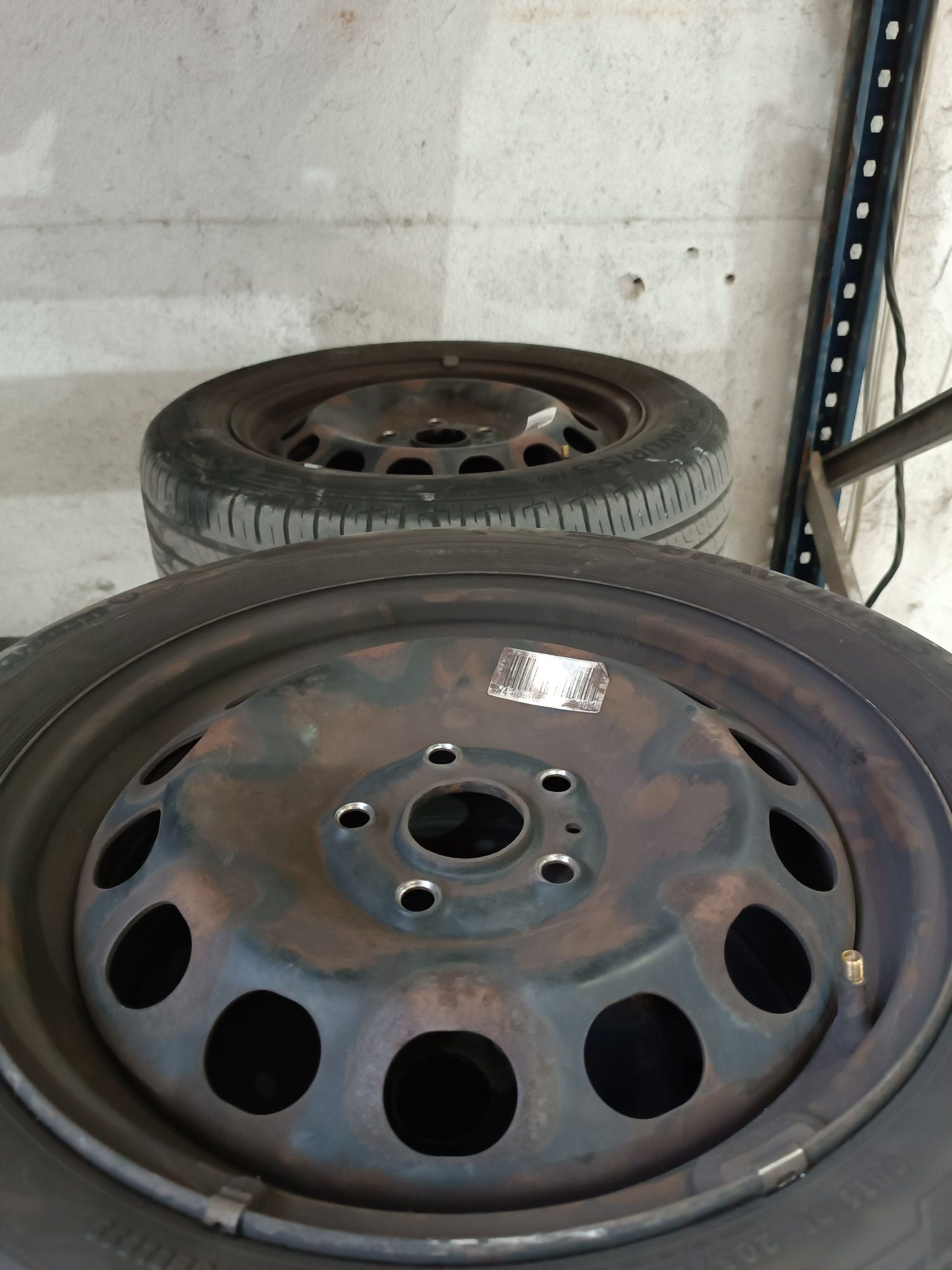 Джанти железарки 5х112 и гуми 205/55/R16 цола централен отвор 57.1