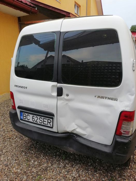 Peugeot partener