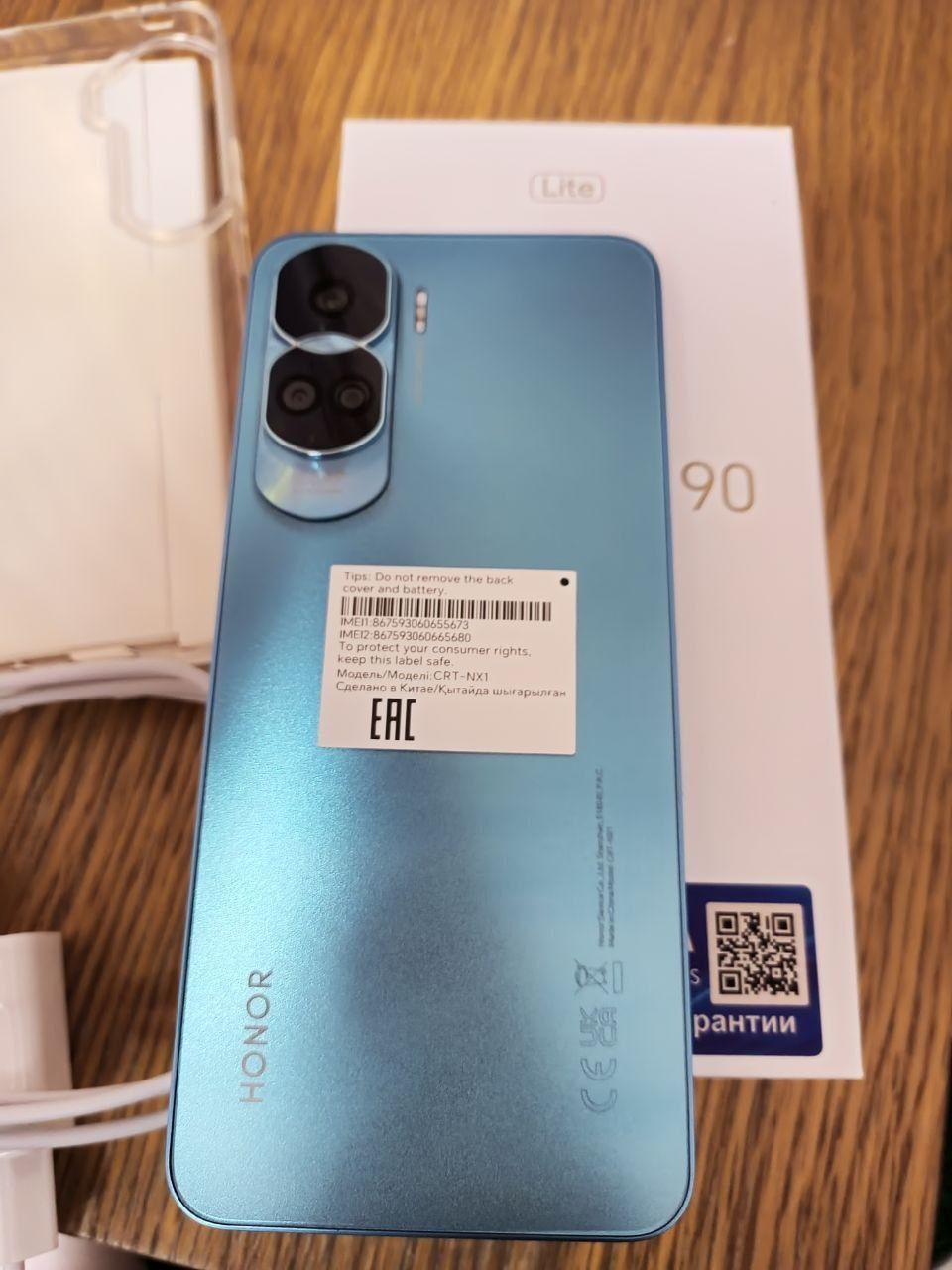 Honor 90 lite 8/256 sotiladi
