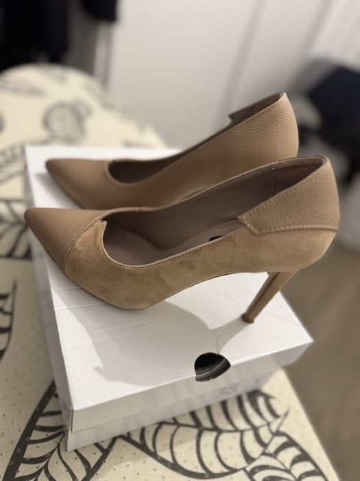 Pantofi stiletto The 5th element