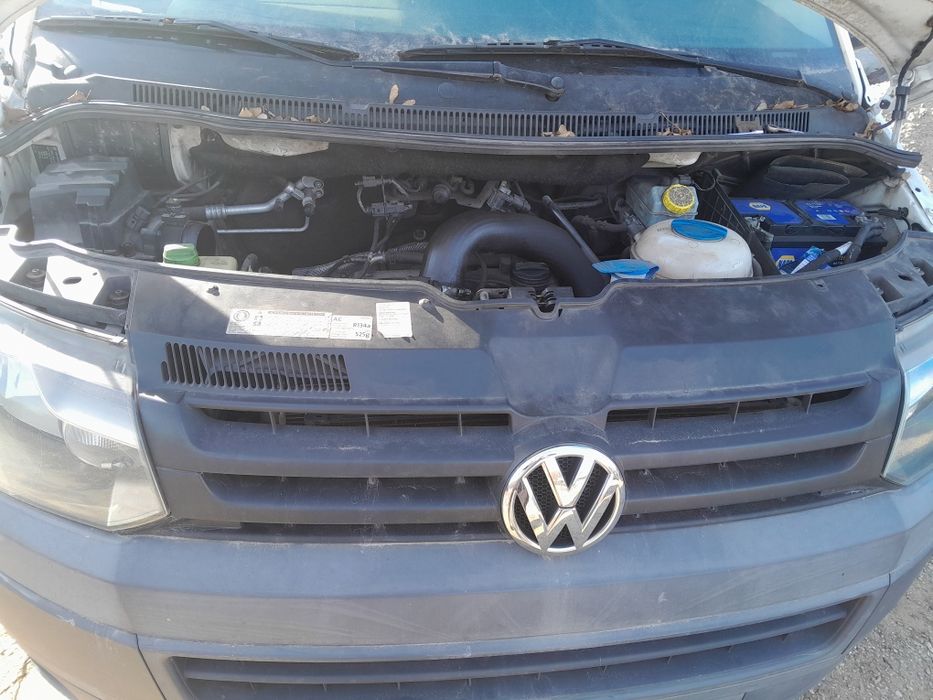 dezmembrez vw  t6, t5.2 2.0 tdi 2011