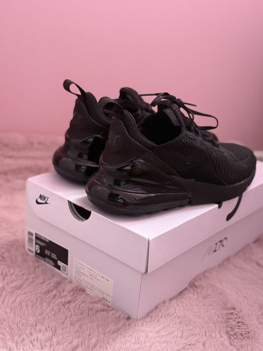 Nike Air Max 270