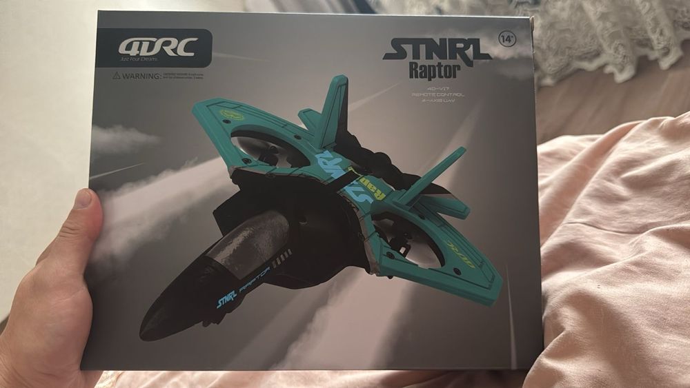 Продам самолёты на пульте управления!! STNRL Raptor